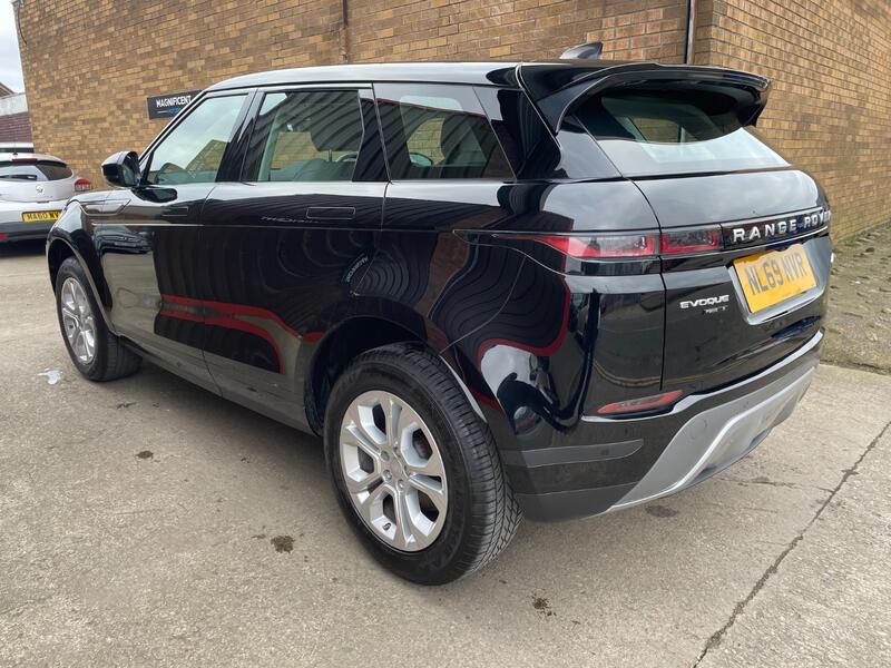 View LAND ROVER RANGE ROVER EVOQUE 2.0 P200 MHEV S