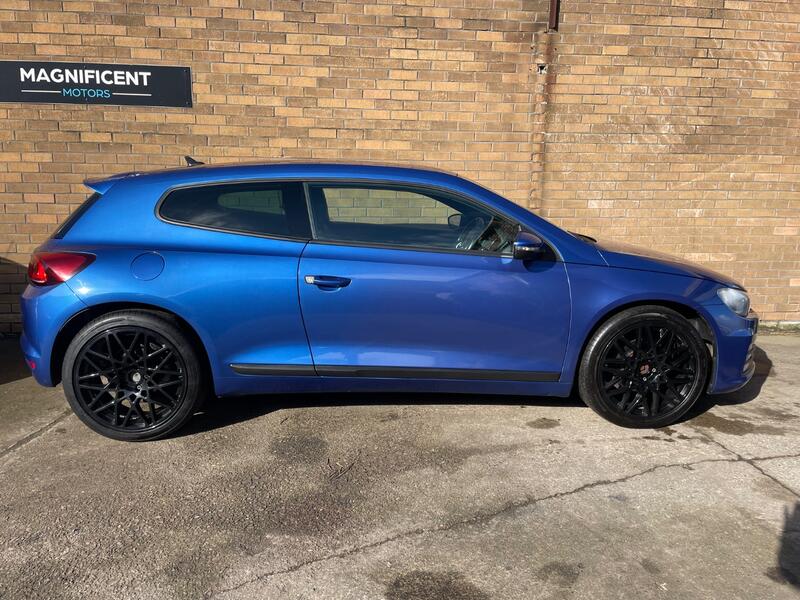 View VOLKSWAGEN SCIROCCO 1.4 TSI BlueMotion Tech GT