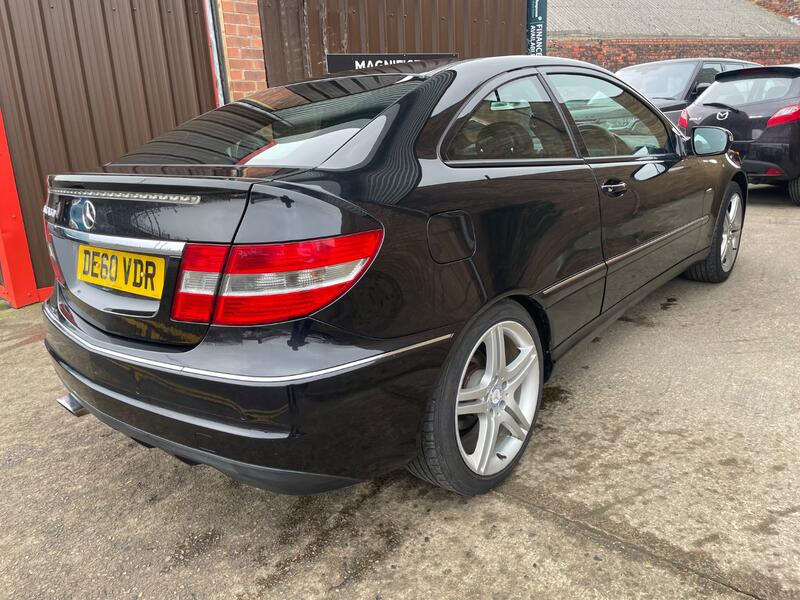 View MERCEDES-BENZ CLC CLASS 1.6 CLC160 BlueEfficiency Sport