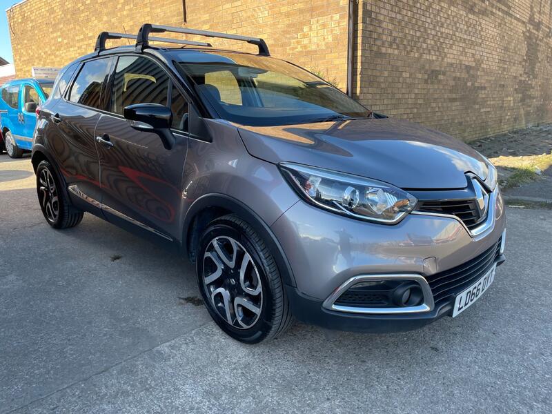 View RENAULT CAPTUR 1.5 Dynamique S Nav dCi 110