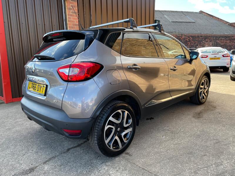 View RENAULT CAPTUR 1.5 Dynamique S Nav dCi 110