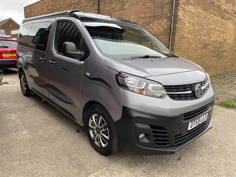 View VAUXHALL VIVARO 2.0 Turbo D 3100 Dynamic