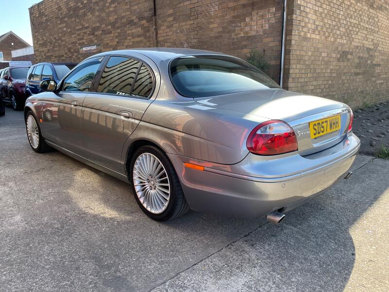 View JAGUAR S-TYPE 2.7 D V6 XS