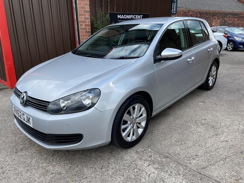 View VOLKSWAGEN GOLF 1.6 TDI BlueMotion Tech Match