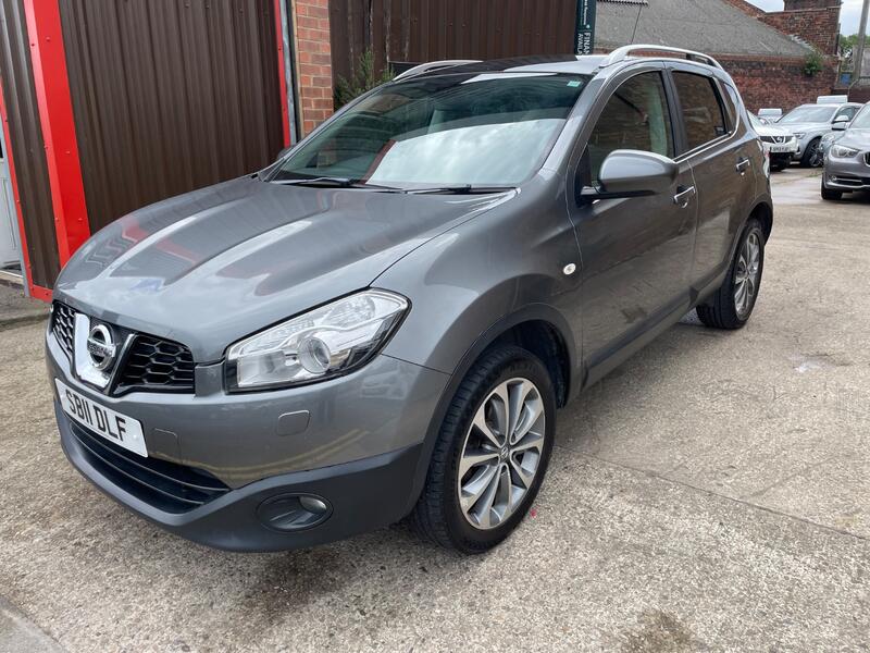 View NISSAN QASHQAI 1.5 dCi Tekna