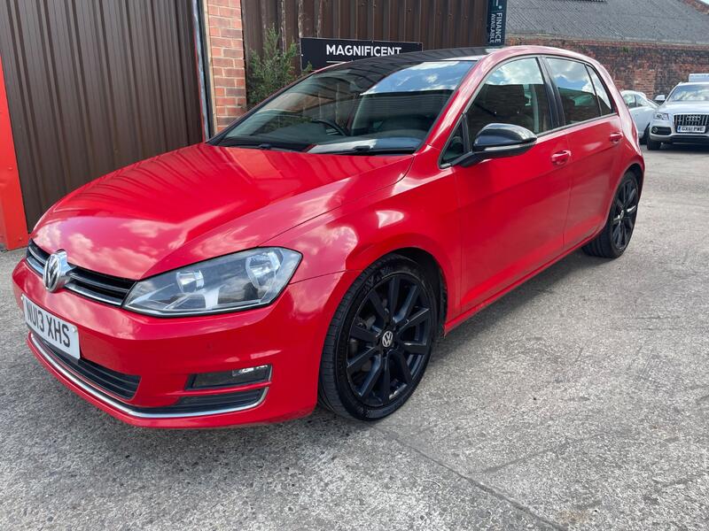 View VOLKSWAGEN GOLF 2.0 TDI BlueMotion Tech GT