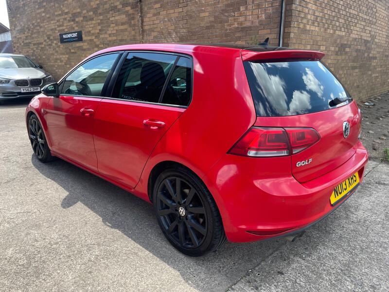 View VOLKSWAGEN GOLF 2.0 TDI BlueMotion Tech GT