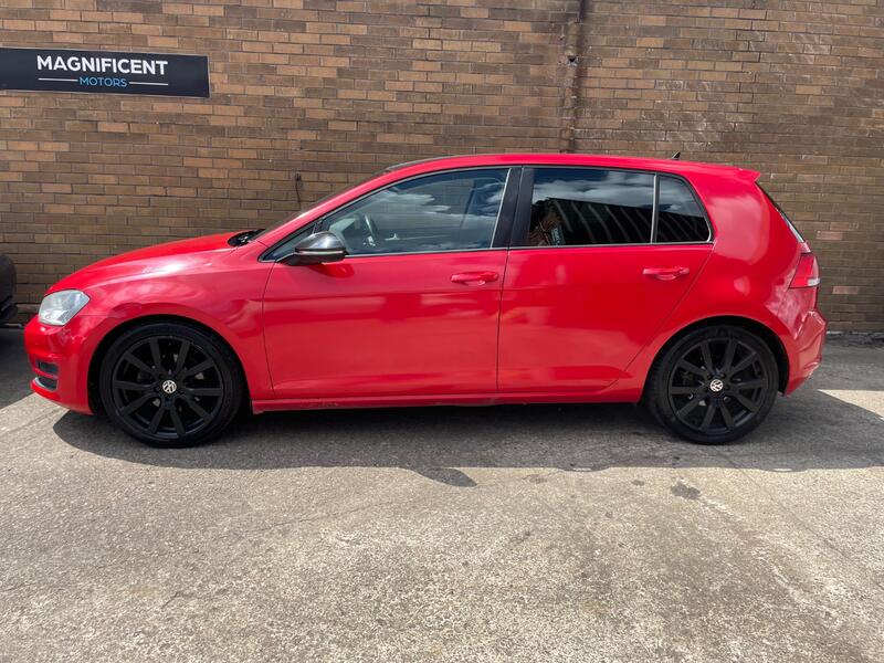 View VOLKSWAGEN GOLF 2.0 TDI BlueMotion Tech GT