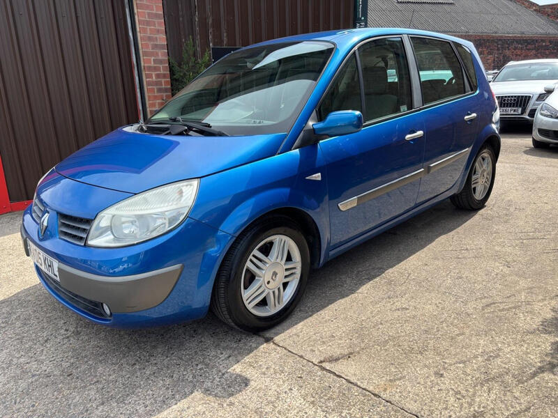 View RENAULT SCENIC 1.9 dCi Privilege